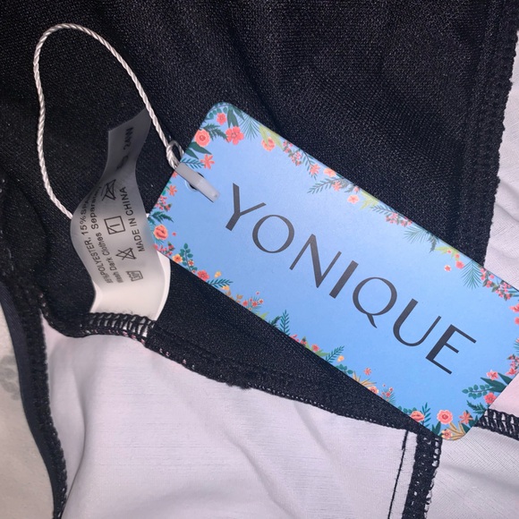 Yonique Swim Top Black Floral Print Size 24W NWT - Picture 5 of 6